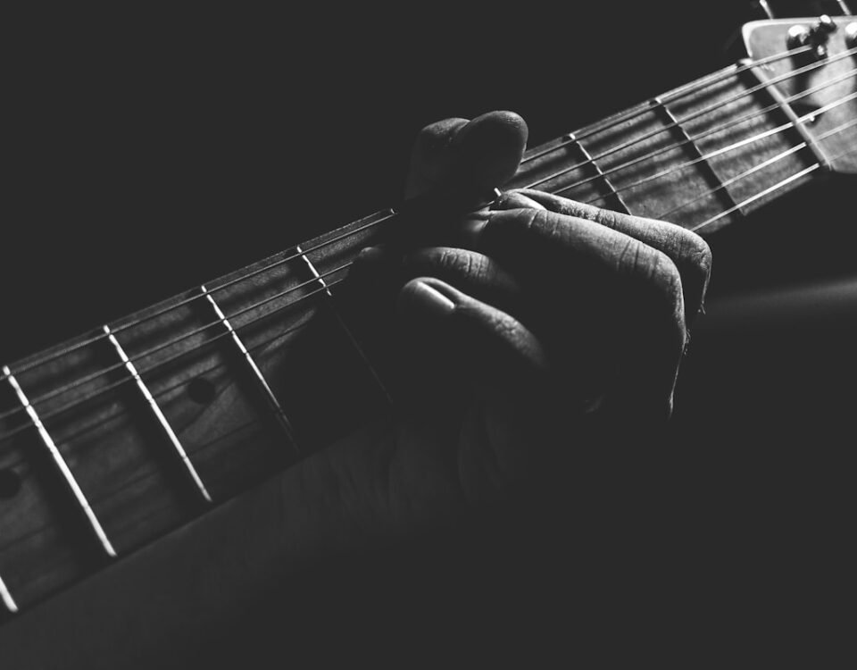 Como Escolher o Equipamento Ideal para Iniciantes na Música? Como Escolher o Equipamento Ideal para Iniciantes na Música?