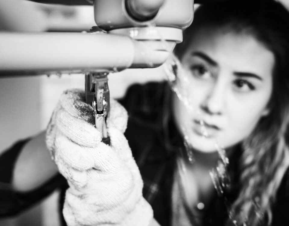 O que pode causar um vazamento invisível em casa? O que pode causar um vazamento invisível em casa?