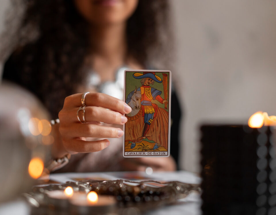 O que dizem as cartas sobre reatar um antigo amor? O que dizem as cartas sobre reatar um antigo amor?