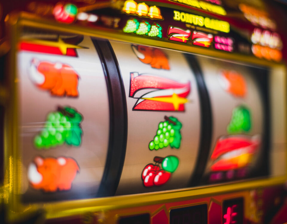 Qual é o segredo por trás da popularidade dos slots? Qual é o segredo por trás da popularidade dos slots?