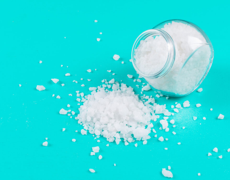 O que acontece quando se usa soda cáustica em canos? O que acontece quando se usa soda cáustica em canos?