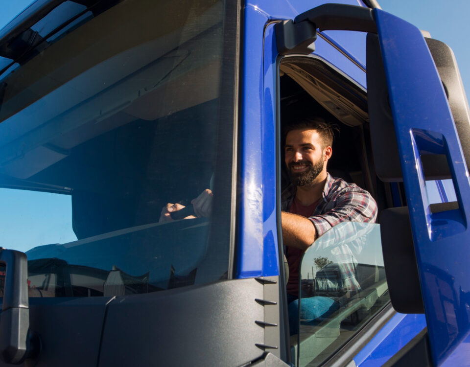 Rotas de caminhão mais seguras com mapas inteligentes