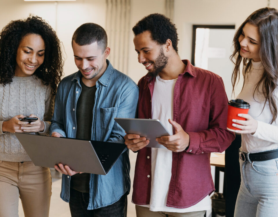 Como agências de impulsionamento moldam a visibilidade digital Como agências de impulsionamento moldam a visibilidade digital