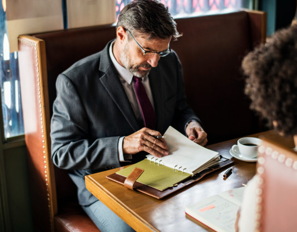 Como saber se chegou a hora de contratar um advogado?