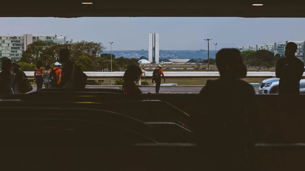PEC da Segurança Pública: o que é o Susp e o que muda se for aprovada Silhueta do Congresso Nacional em Brasília ao entardecer