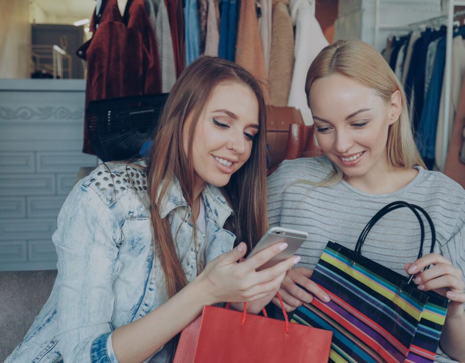 Pesquisar no TikTok e Instagram já substitui o Google em algumas compras?